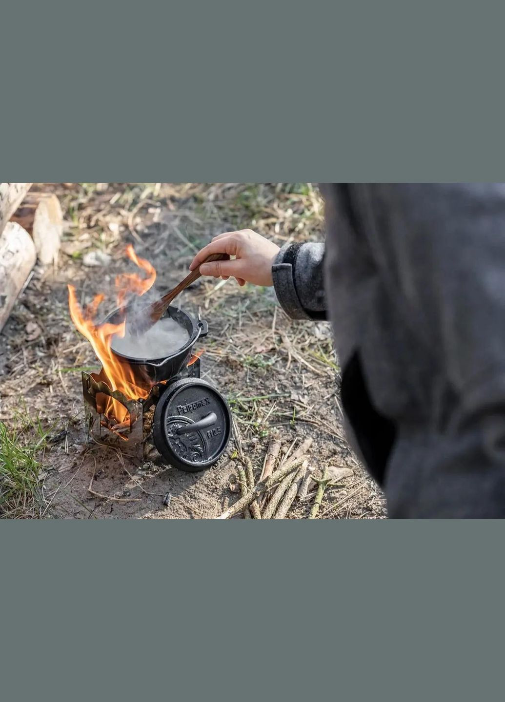 Казан Petromax Dutch Oven чугунный на ножках 0,6 л No Brand (316439643)