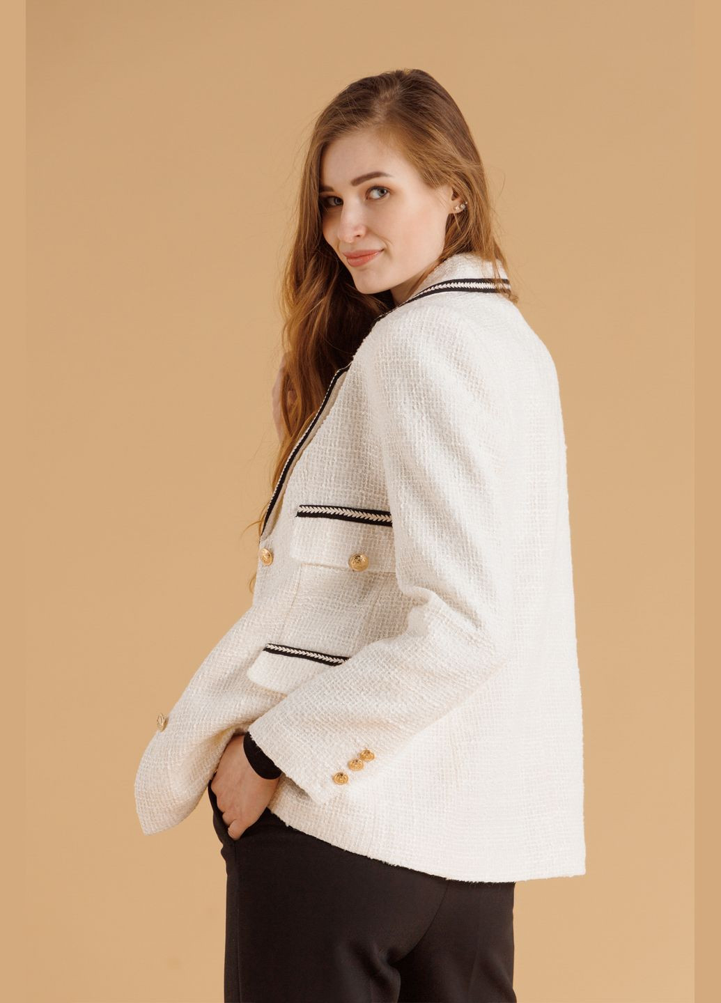Белый женский пиджак однотонный женский 60329 Dilvin -