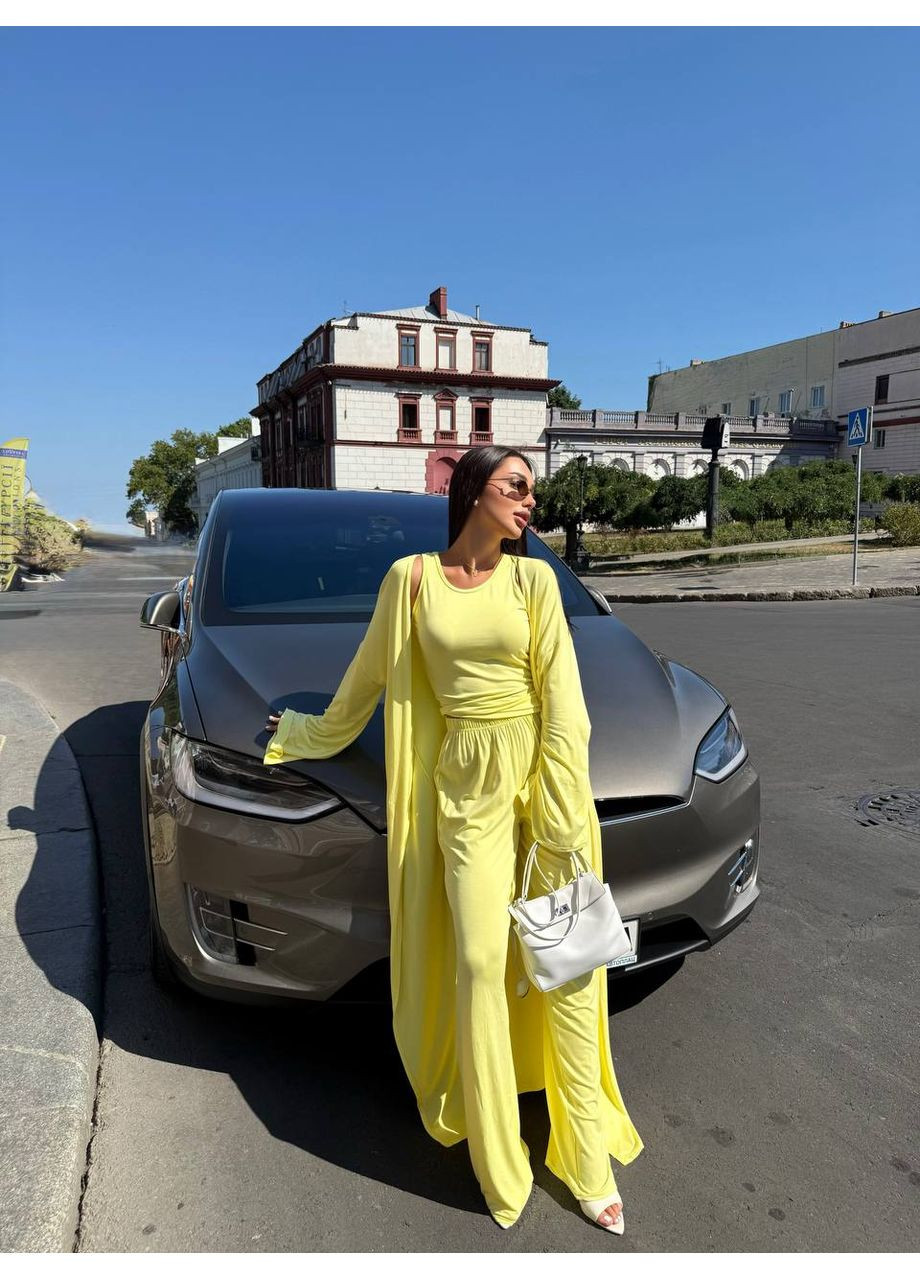 Женский трендовый костюм тройка Україна (360545030)