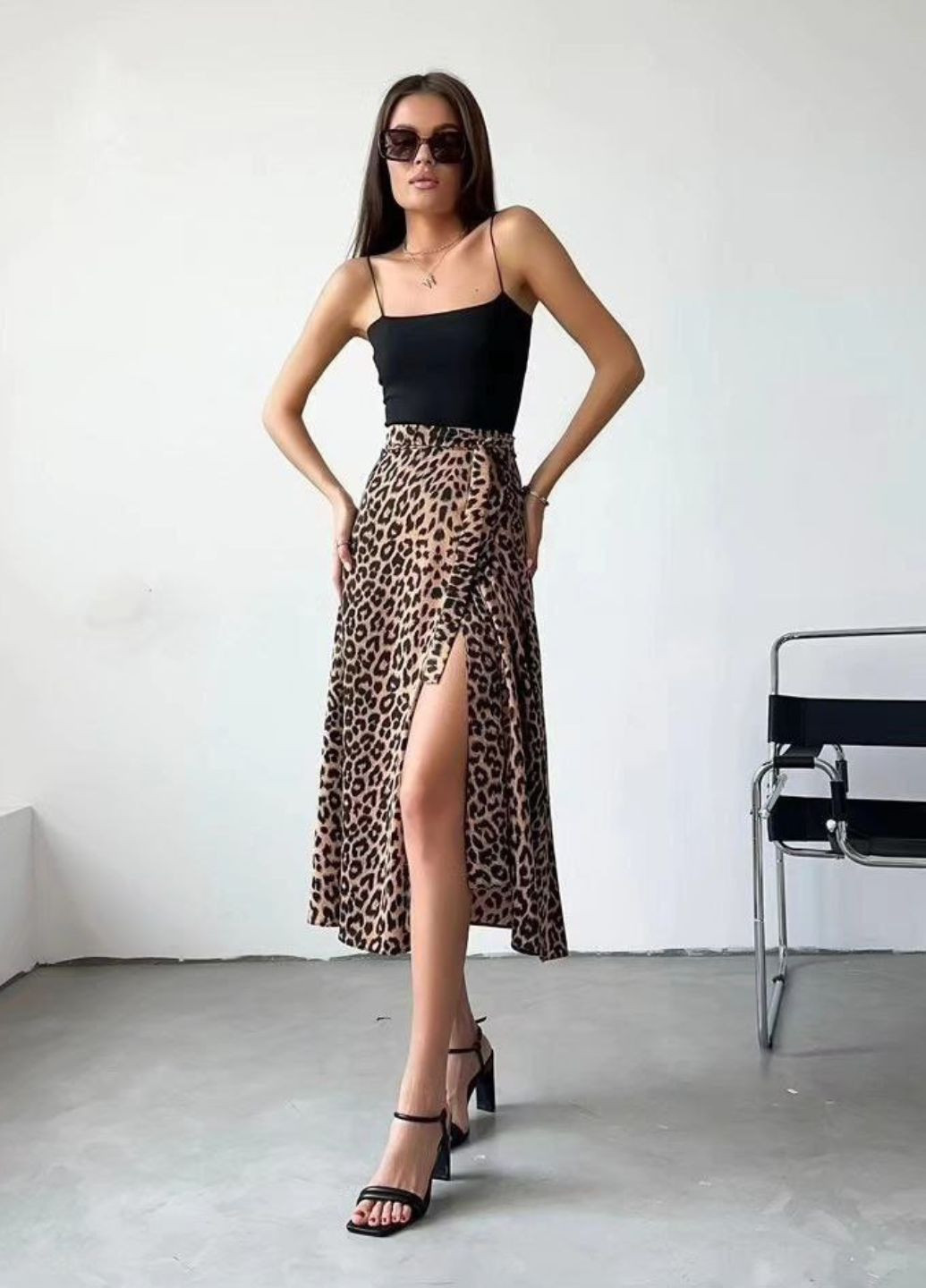 Бежевая повседневная леопардовая леопардовая юбка на запах Україна на запах