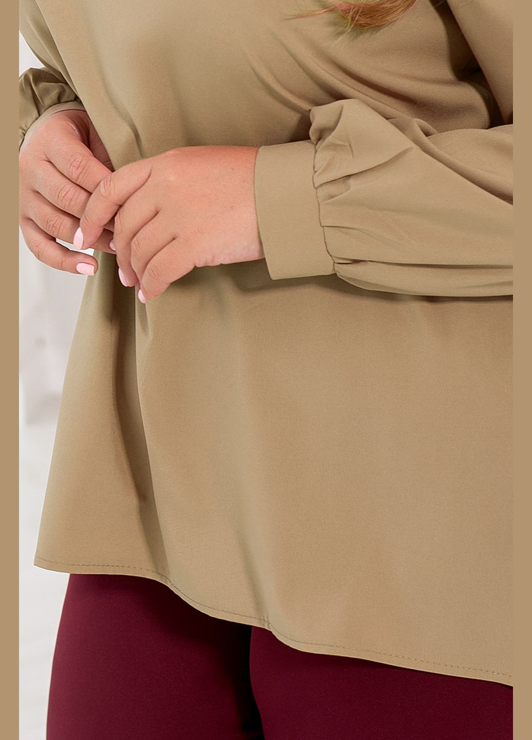 Бежевая блузка Minova