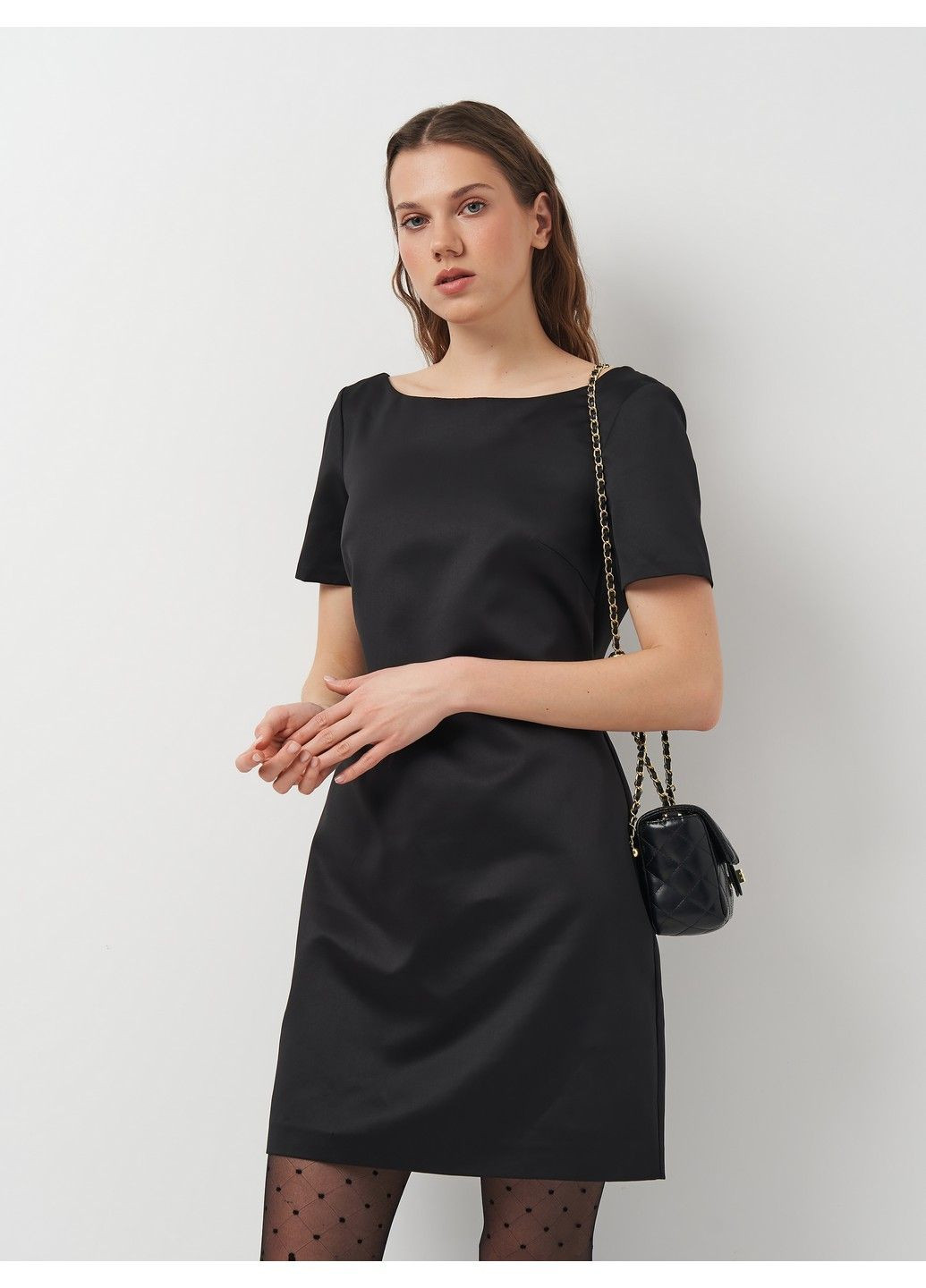 Чорна кежуал сукня H&M однотонна