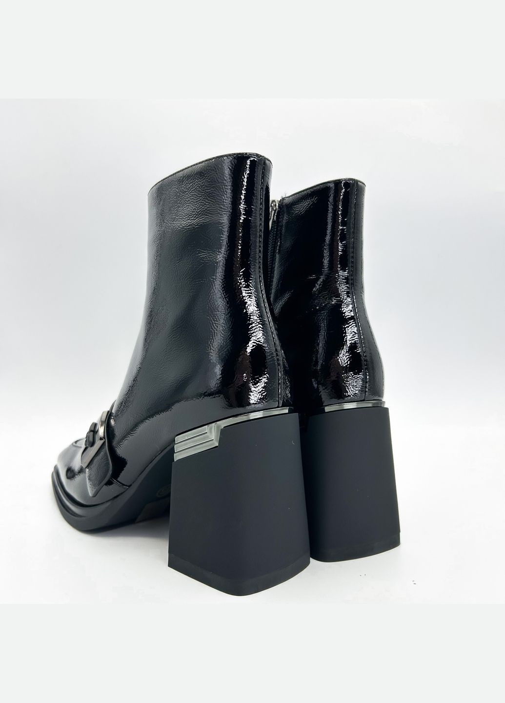 Чорні демісезонна ботильйони (р) наплак 0-1-1-nb-28-e-77-np-654b Danler