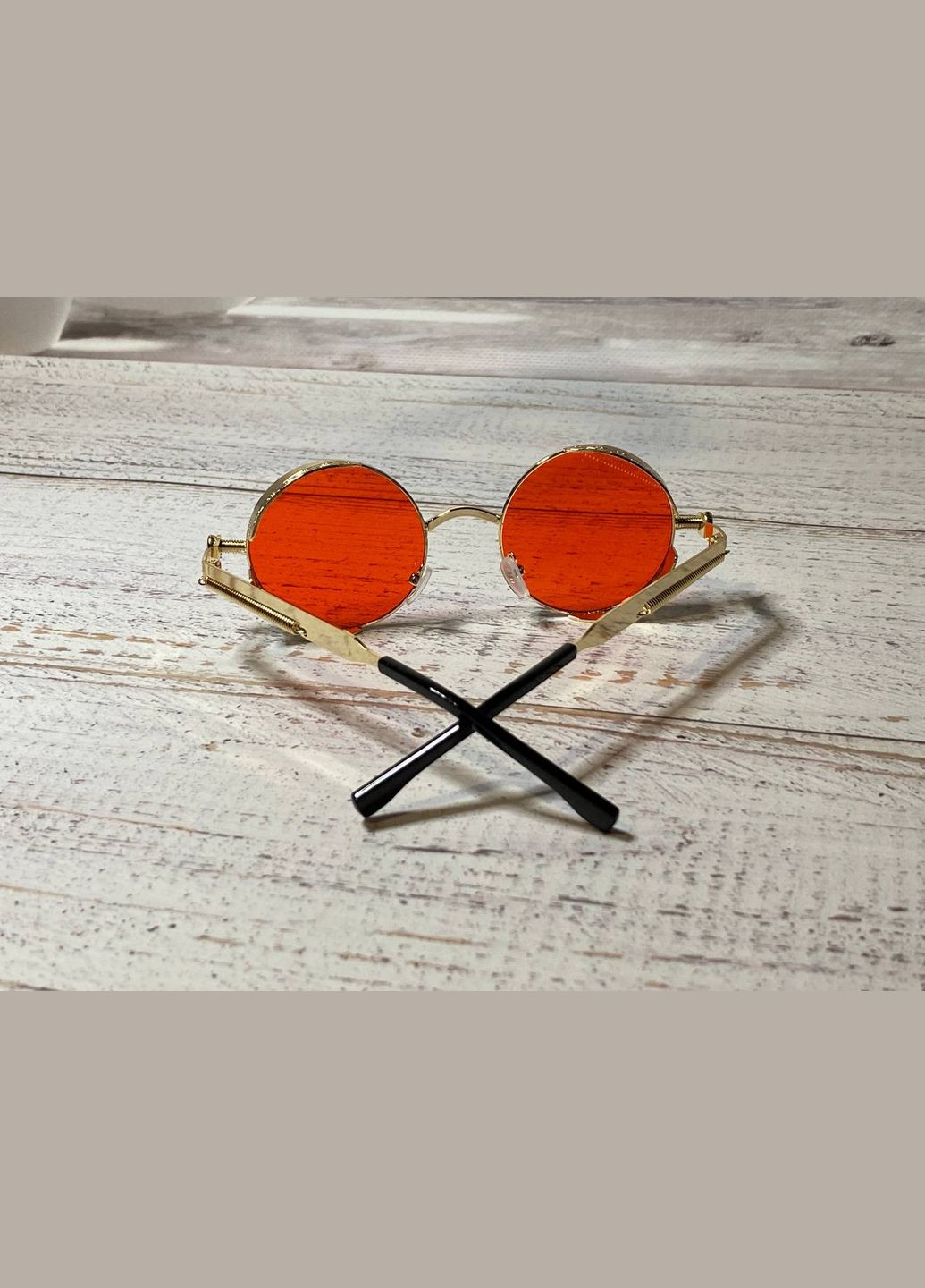 Очки имиджевые солнцезащитные круглые винтажные красный унисекс LIGHT (315889437)