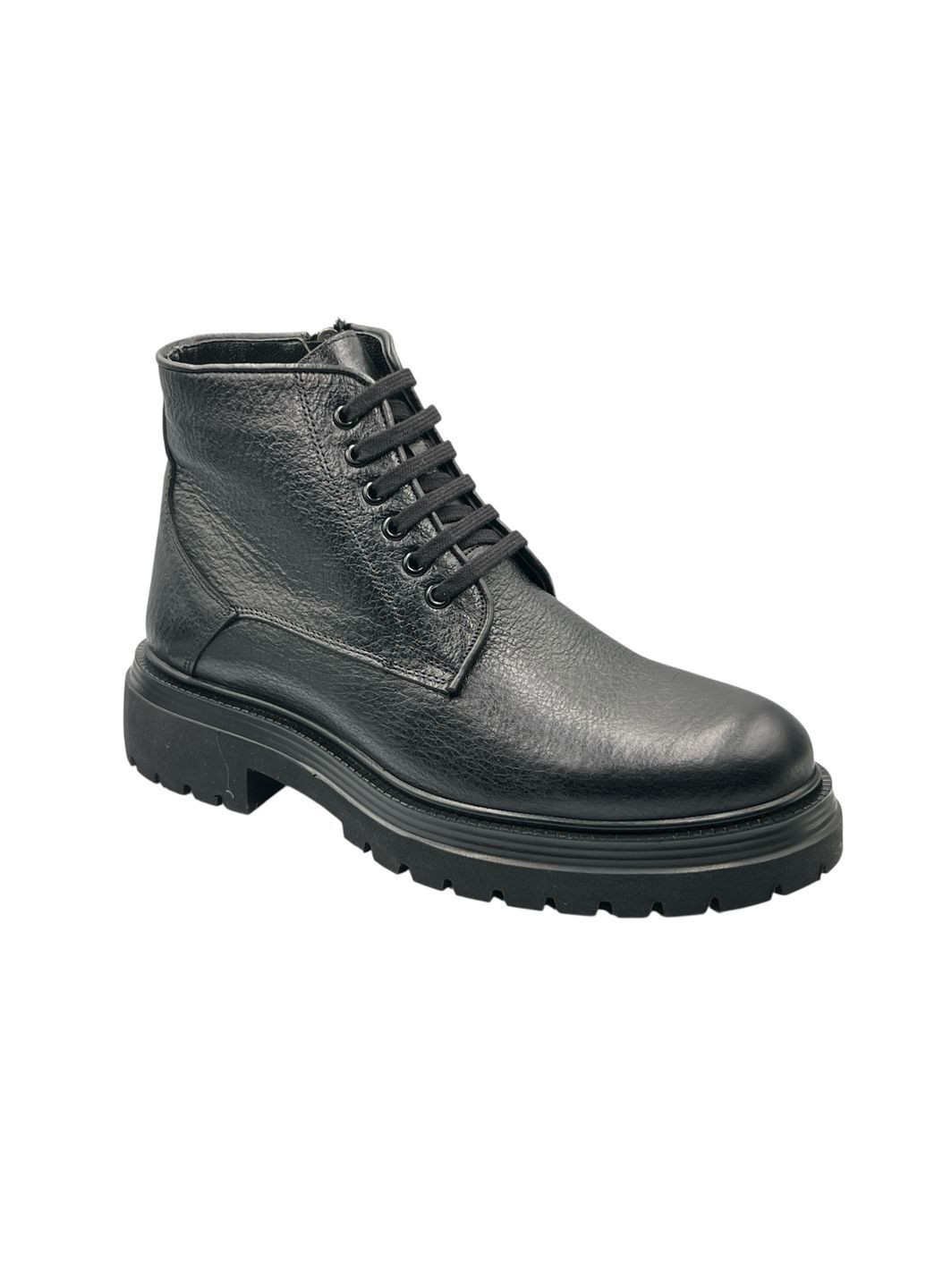 Черные ботинки зимние, верх натуральная кожа, внутри натуральный мех цигейка Sherlock Soon