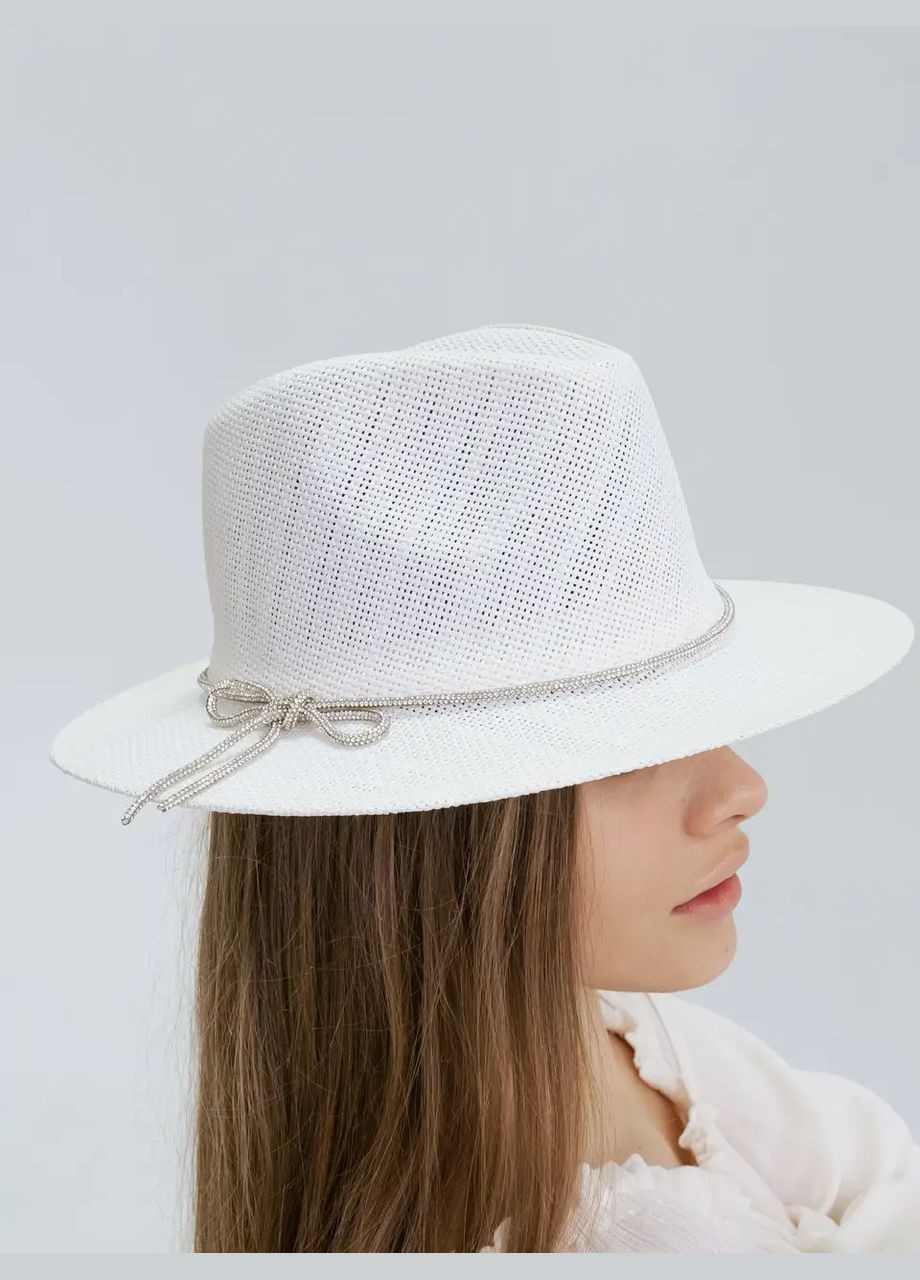 Шляпа Федора со стразовой веревкой белая D.Hats (283022819)