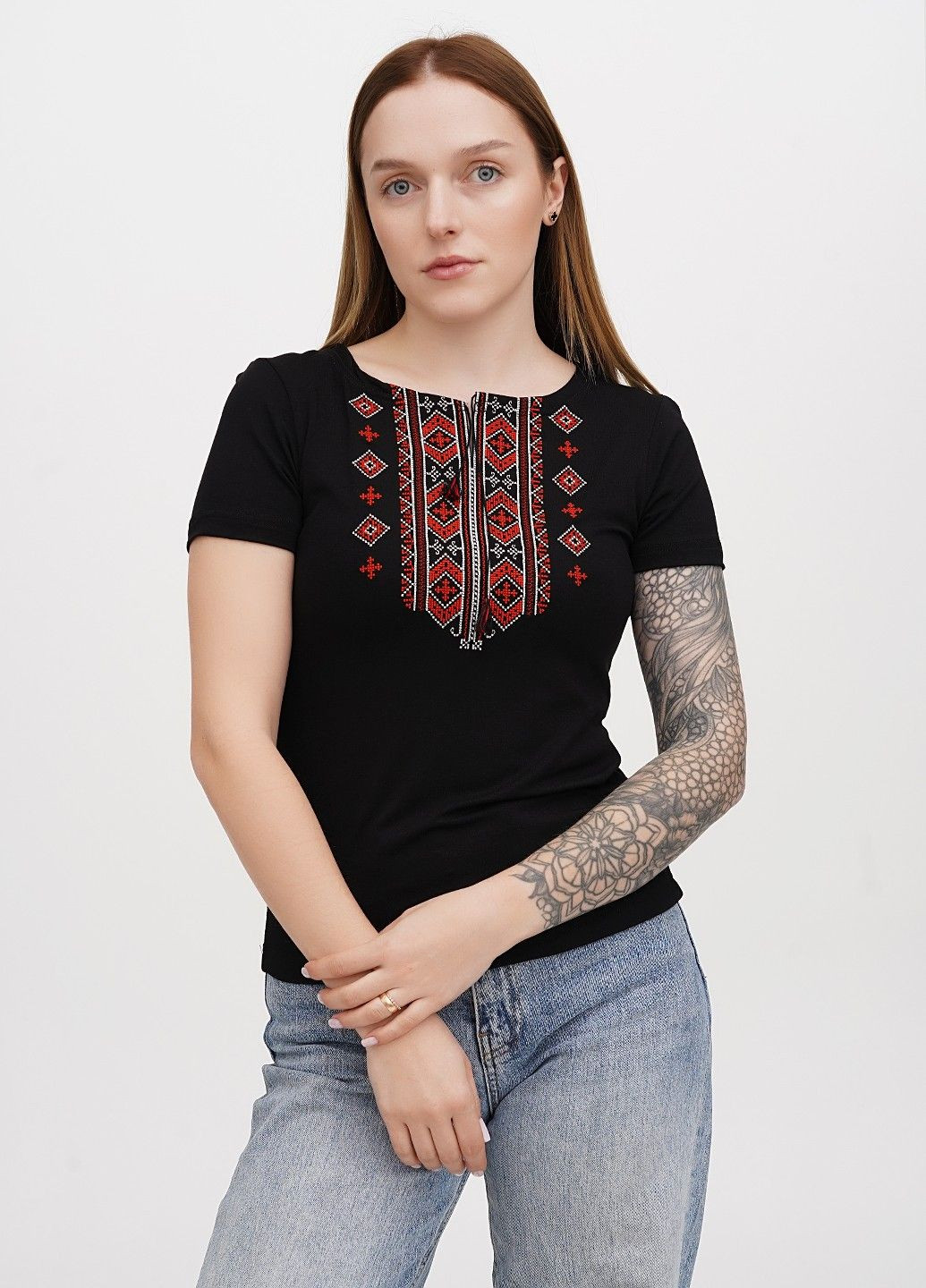 Чорна жіноча вишита футболка гуцулка червона, чорна Lesia (341326235)