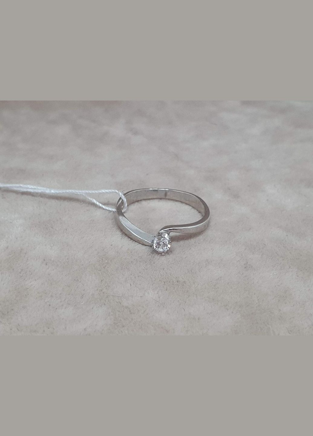 Серебряное кольцо с фианитами. 1502/9Р-CZ AGNI (323036755)