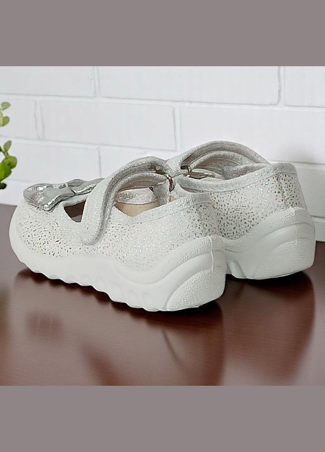 Ортопедичні тапочки капчики на липучці для дівчинки змінне взуття в садочок Валді Waldi (332183204)