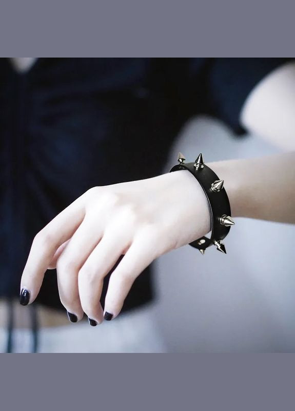 Браслет кожаный на руку с шипами черный Avalon 001-1.8 (331766105)