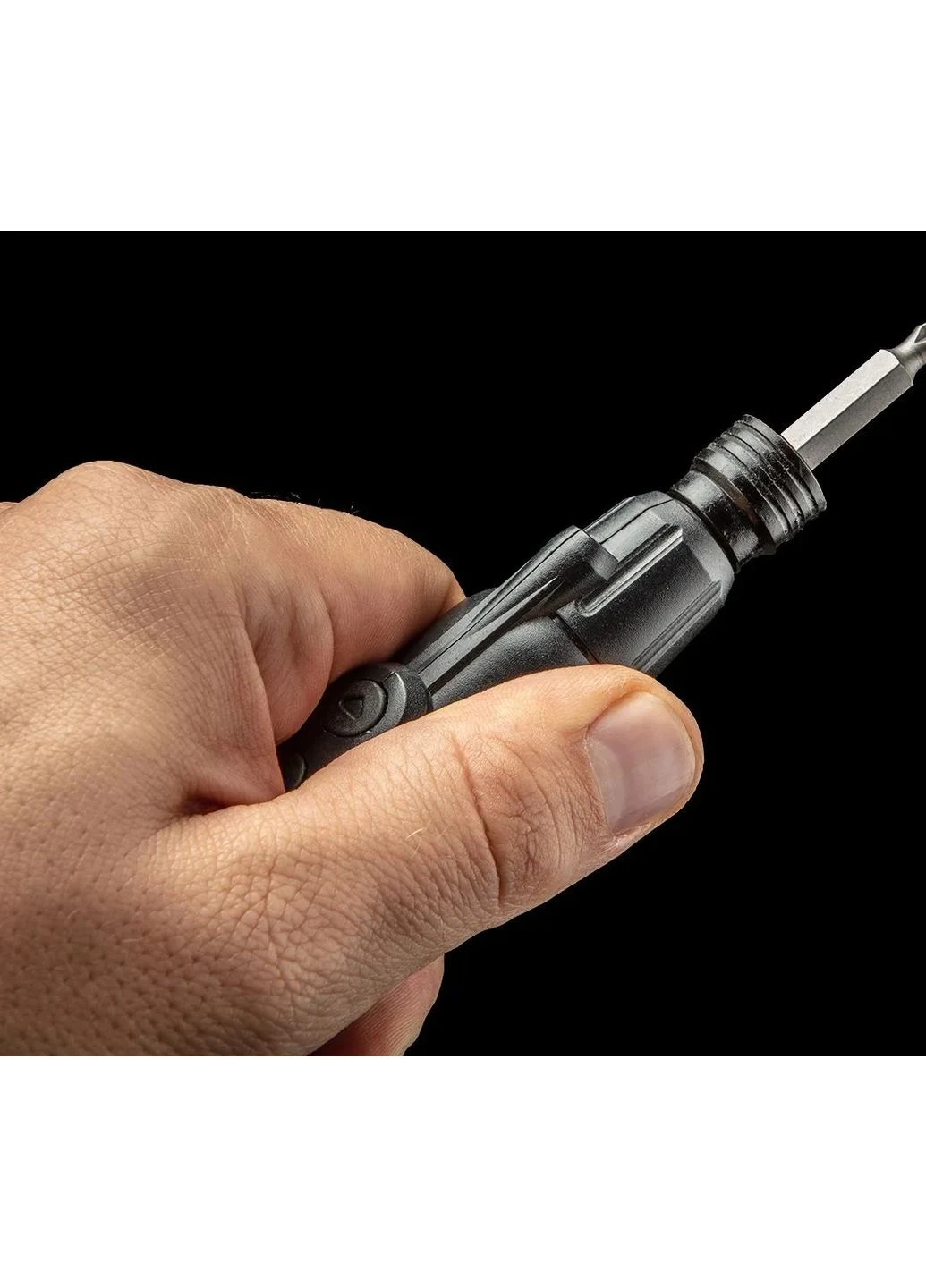 Акумуляторна викрутка, micro-USB, 3.6В Li-Ion, 800мА·год, 280об/хв, 42 біти, SL, PH, PZ, Torx, з кейсом. Neo Tools (381228379)