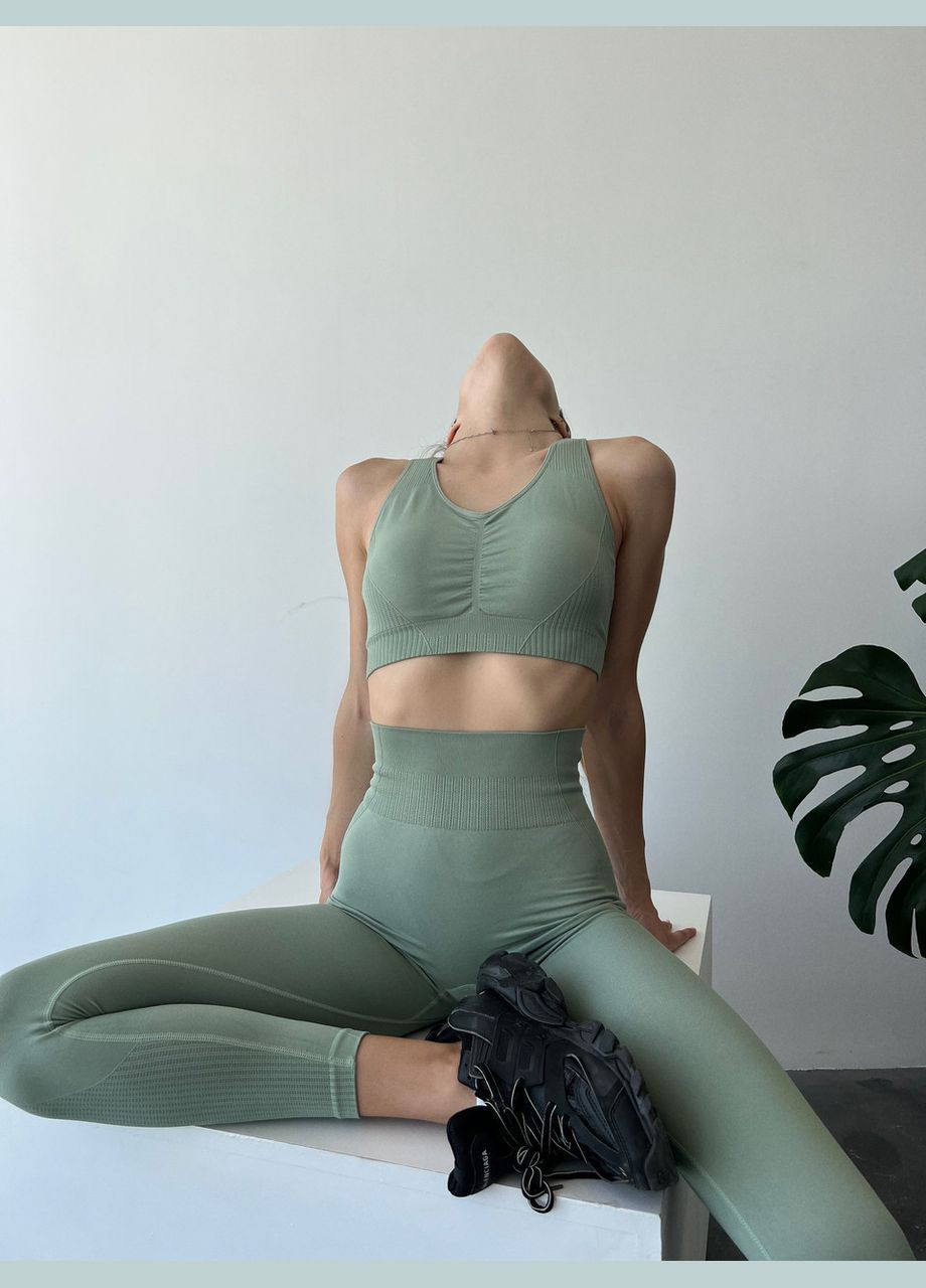 Костюм спортивний «NAQIYAYABEI» (топ та легінси) з ефектом пуш-ап, оливкового кольору, розміри L та S/M Trends (330757117)