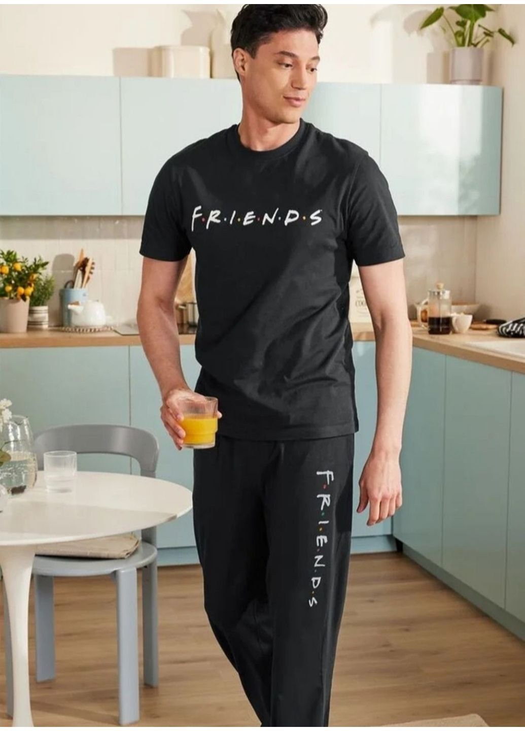 Домашній костюм тріко піжама friends Disney Реглан штани (368770285)