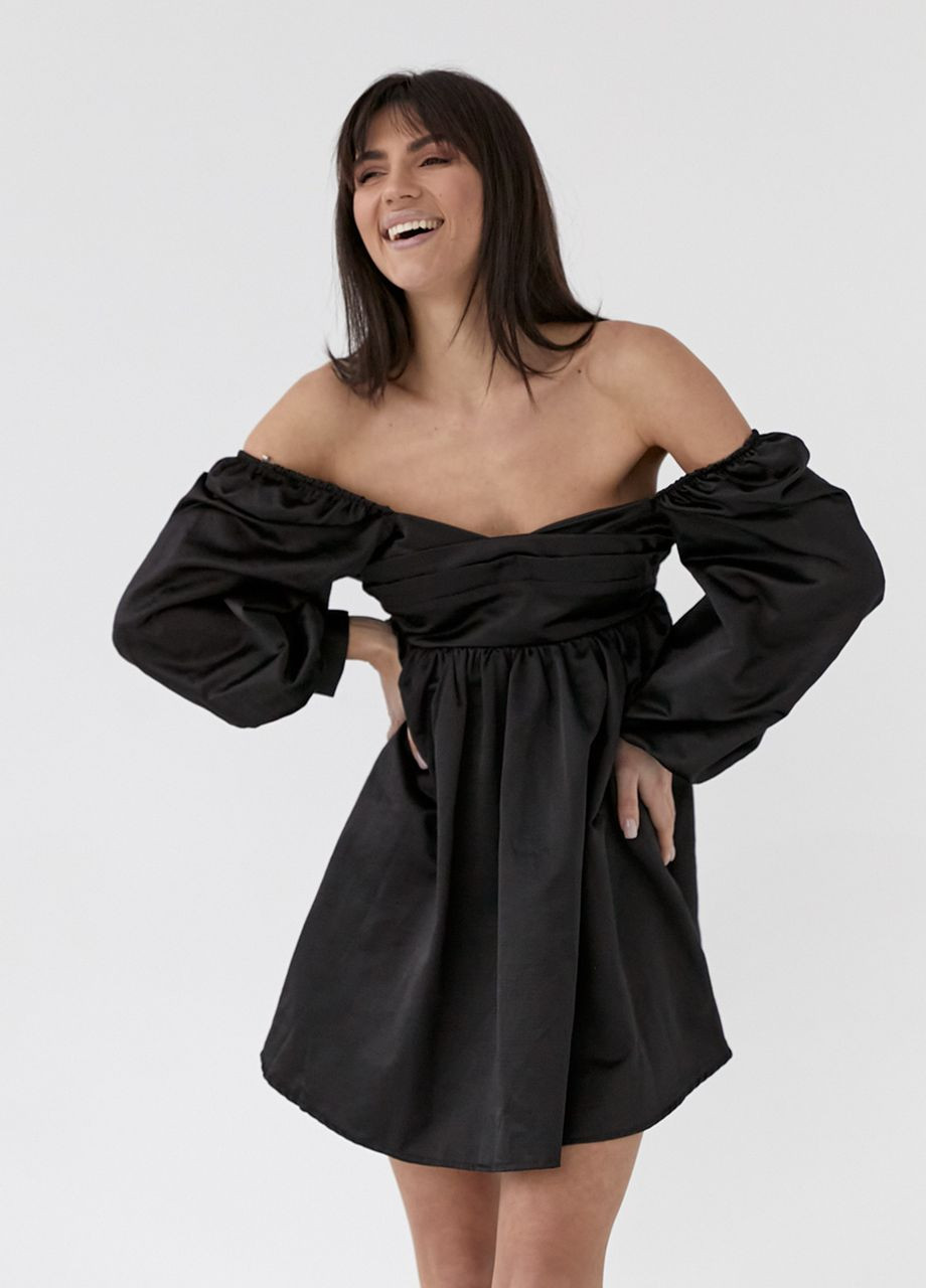 Чорна вечірня атласна сукня-міні з пишною спідницею та з відкритою спиною - чорний Lurex