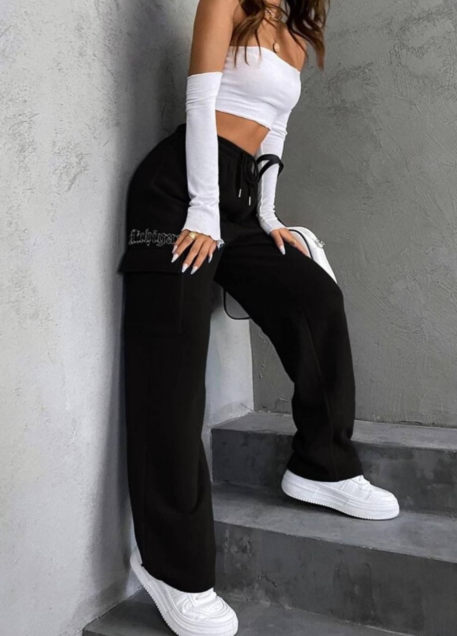 Теплі чорні якісні штани з тринитки на флісі, спортивні штани на гумці та з двома кишенями No Brand 601 (277869597)