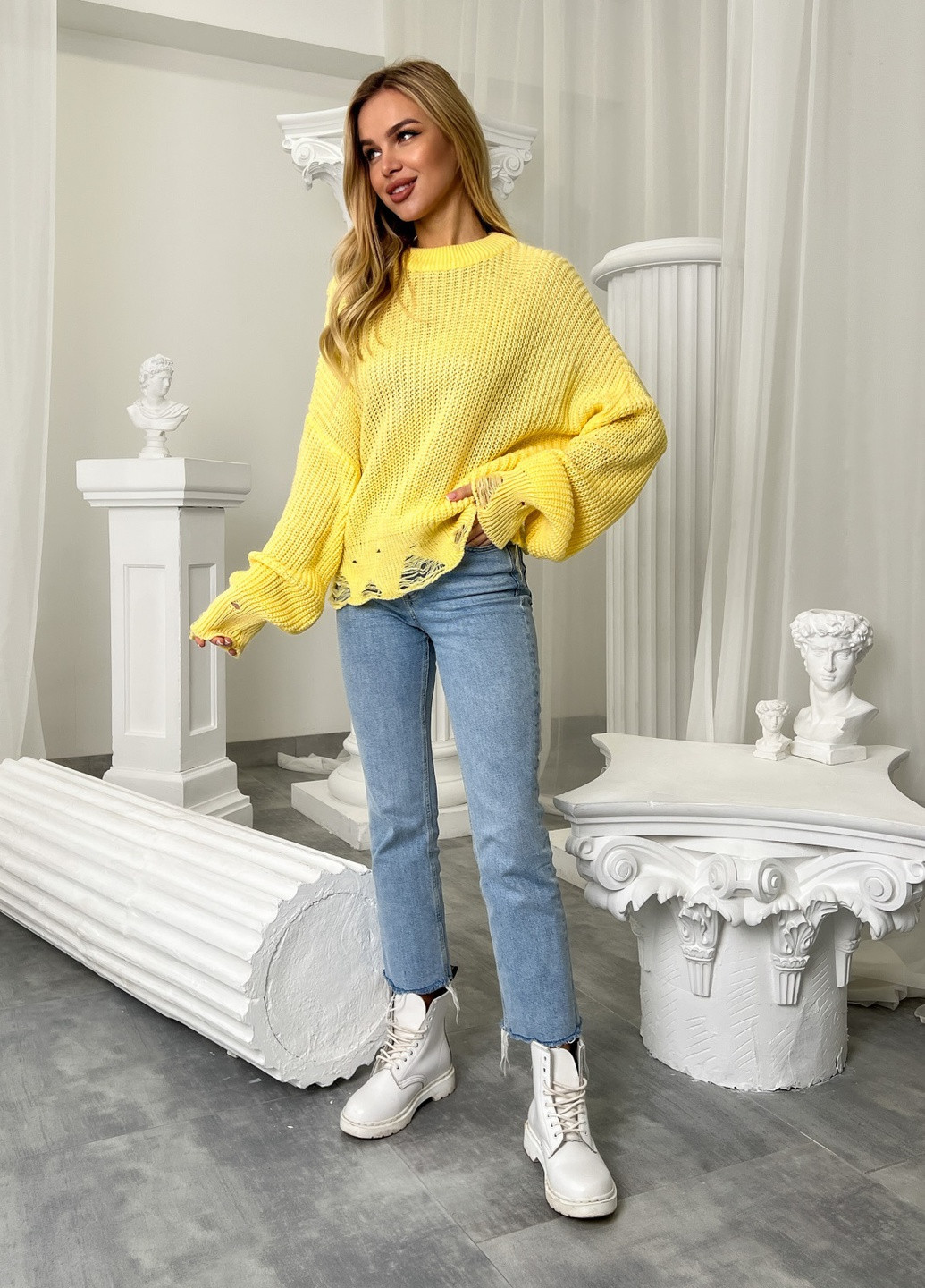 Жовтий демісезонний светр джемпер Larionoff