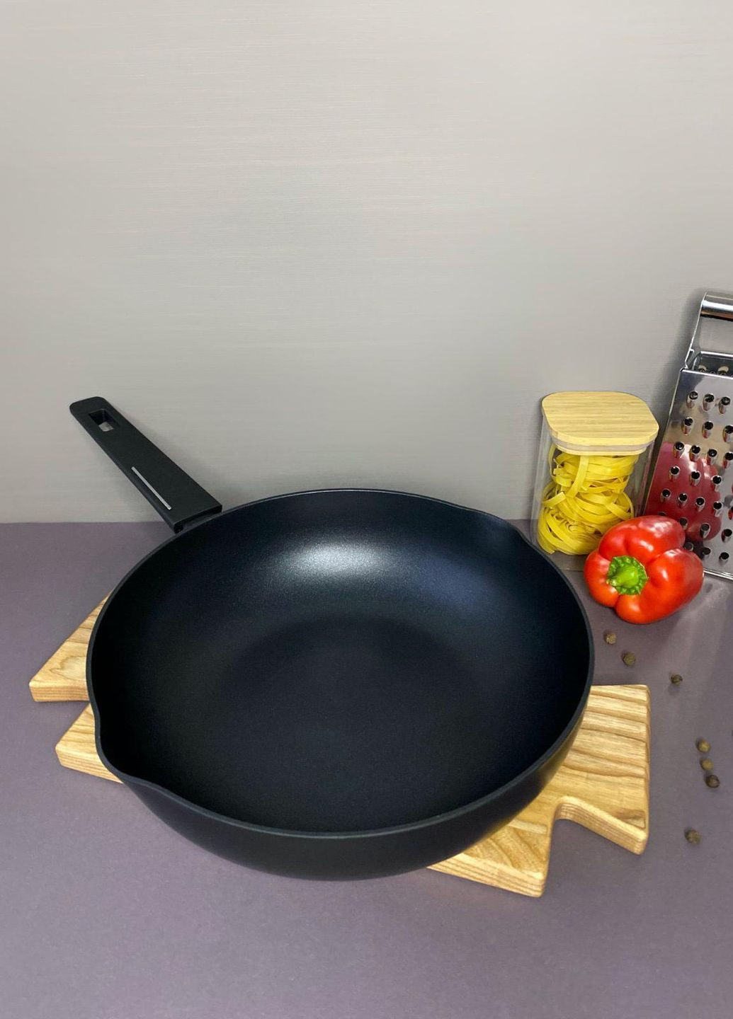 Сковорідка wok 28 см Eco Line чорний алюміній арт. 78142 Krauzer (260618369)