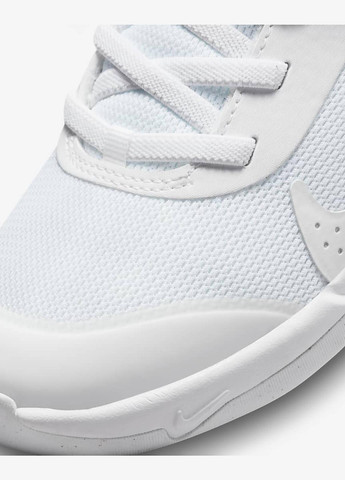 Белые демисезонные кроссовки dm9026-100 Nike Omni Multi-Court Little Kids' Shoes