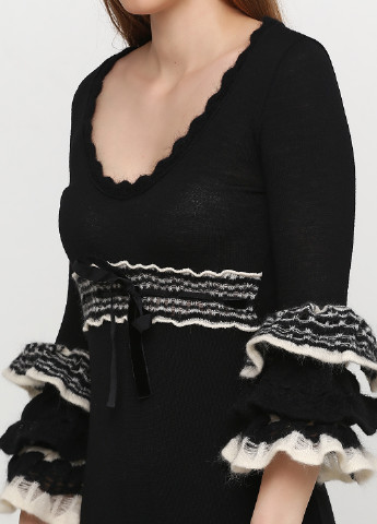 Черное кэжуал платье футляр Roberta Scarpa
