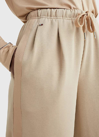 Светло-бежевые кэжуал демисезонные укороченные брюки Tommy Hilfiger