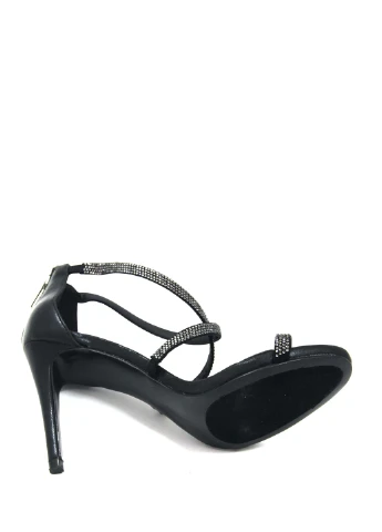 Черные женские босоножки Steve Madden на молнии