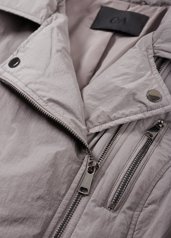 Серая демисезонная куртка косуха C&A