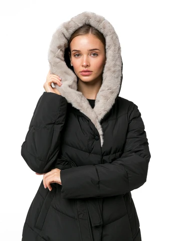 Чорна зимня куртка Icon