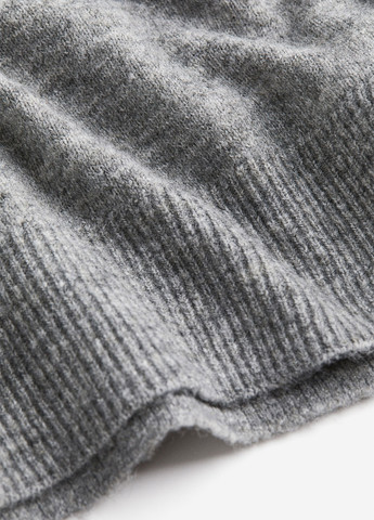 Серый зимний джемпер джемпер H&M