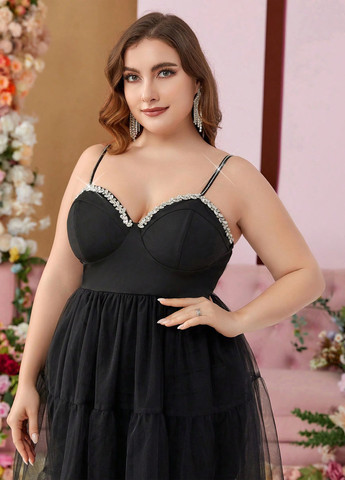 Черное вечернее платье а-силуэт SHEIN однотонное