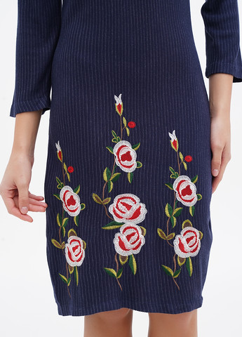 Синее кэжуал платье силуэтная Sassofono в полоску