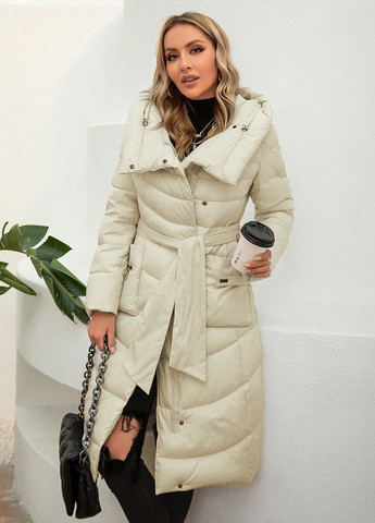 Бежевая зимняя куртка SHEIN