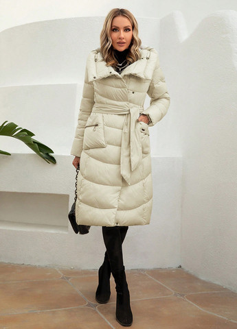 Бежевая зимняя куртка SHEIN