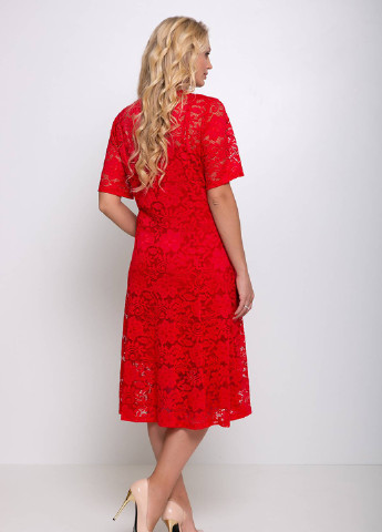 Красное кэжуал гипюровое платье с чехлом ивона красное Tatiana однотонное