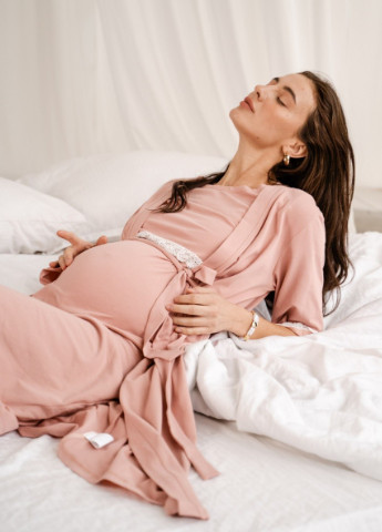 Пудровий демісезонний комплект для вагітних та годуючих - халат + нічна сорочка пудровий To Be