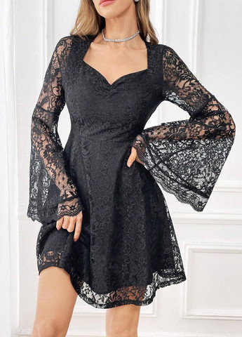 Чорна кежуал, вечірня сукня кльош SHEIN з квітковим принтом