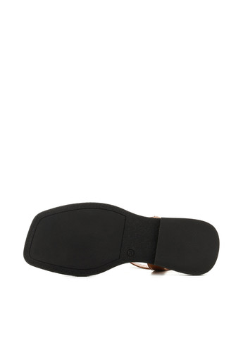 Кэжуал сандалии Le'BERDES на ремешке