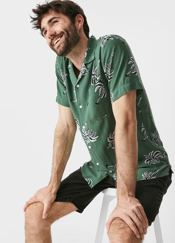 Зеленая кэжуал рубашка с рисунком C&A