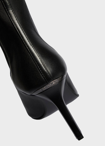 Чорні зимня ботильйони Calvin Klein