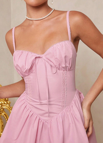 Рожево-лілова коктейльна сукня силуетна, з спідницею-сонце, з відкритою спиною SHEIN однотонна