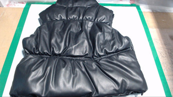 Черная зимняя куртка House