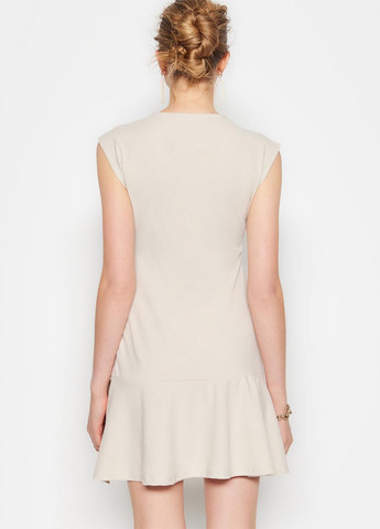 Айворі кежуал сукня Trendyol однотонна