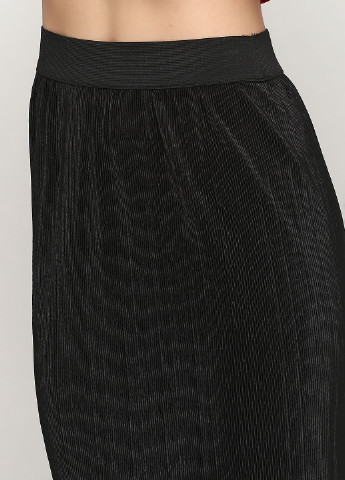 Черная кэжуал однотонная юбка BRANDTEX COPENHAGEN плиссе