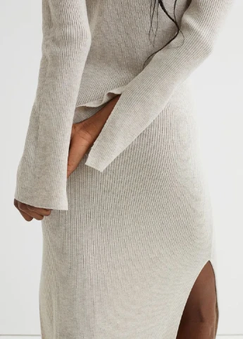 Бежева сукня H&M