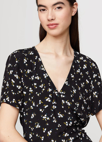 Чорна кежуал сукня на запах Tommy Jeans з квітковим принтом