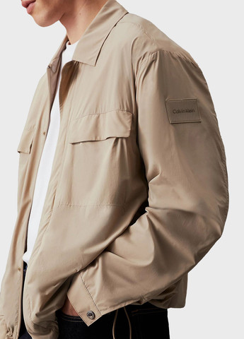 Бежевая летняя ветровка Calvin Klein
