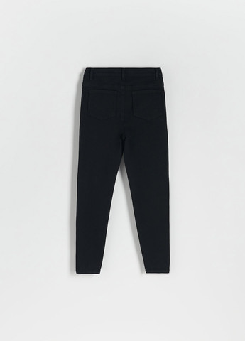 Черные демисезонные скинни джинсы Reserved
