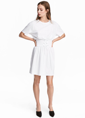 Молочное кэжуал платье платье-футболка H&M