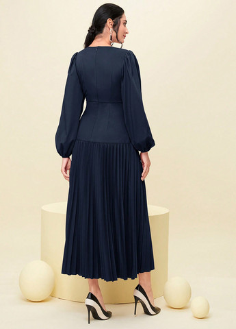 Темно-синя кежуал сукня плісована, на запах SHEIN однотонна