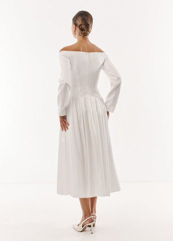 Молочное праздничный платье с открытыми плечами Gepur однотонное