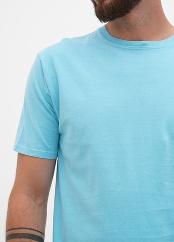 Блакитна футболка Blue 84